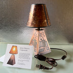 Accent table lamp